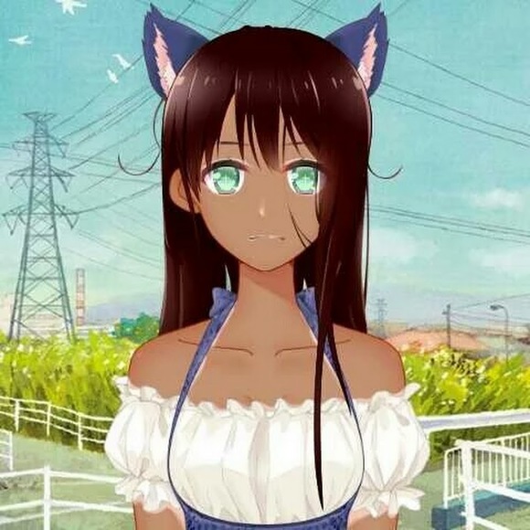 Poshmark profile picture for @ruvel